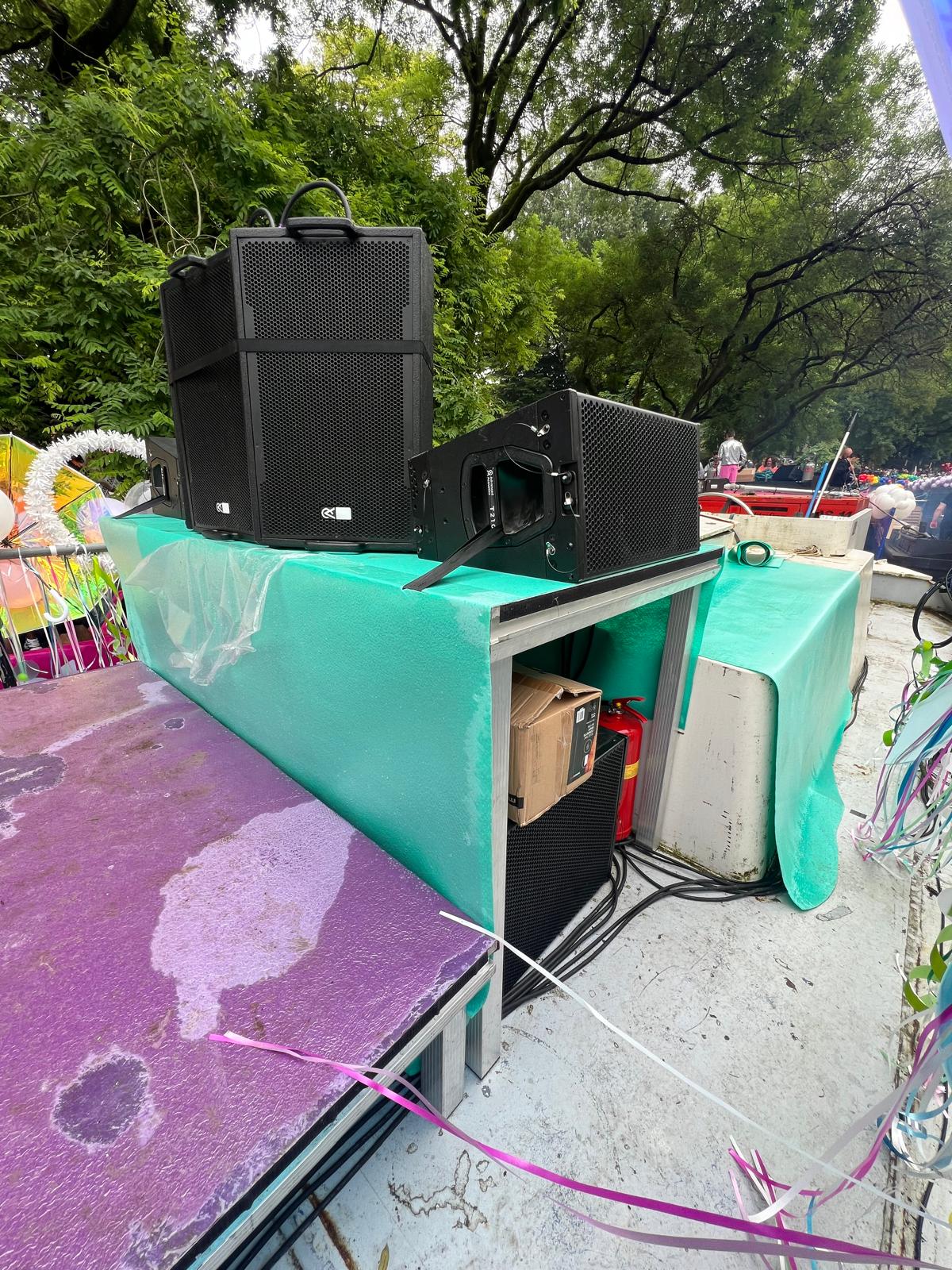 Canal Pride Utrecht met Café Lapart - Geluid voor op de boot